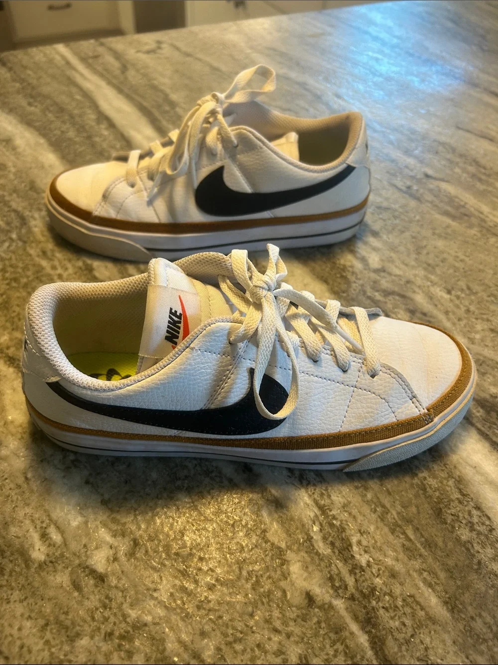 Nike Women’s White Sneakers with Black Swoosh and Brown Trim